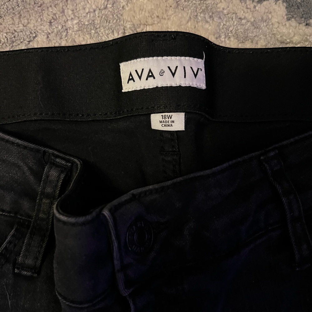 18W black pants with stretch waist band